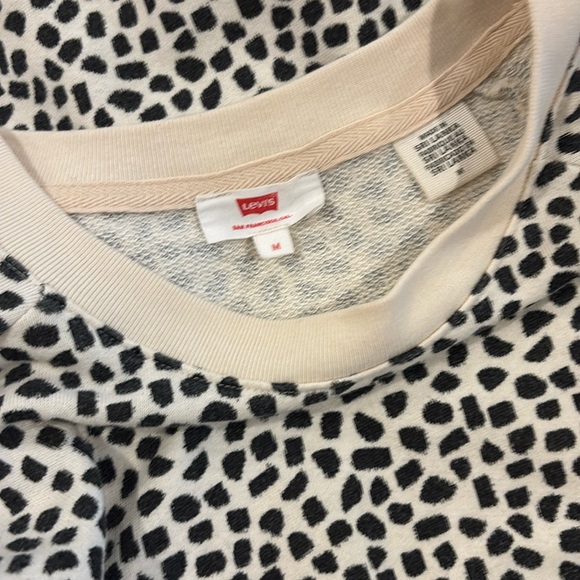 Levi's Other - Levi’s sweatshirt